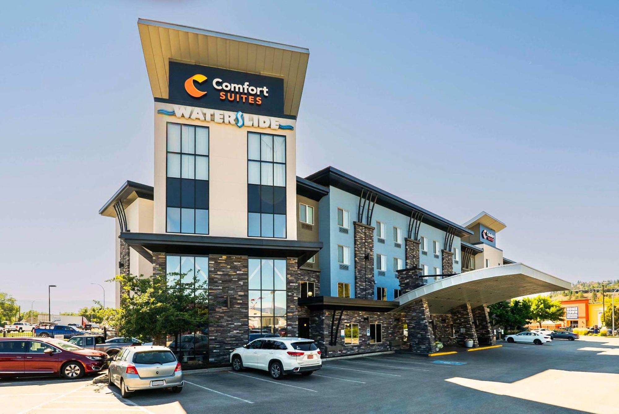 Comfort Suites Келоуна Экстерьер фото